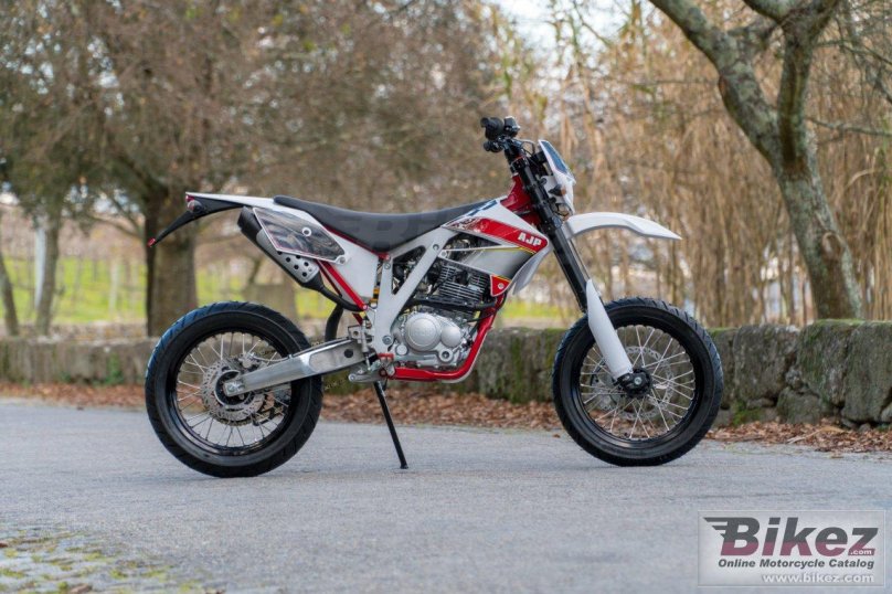 Мотард AJP pr4125