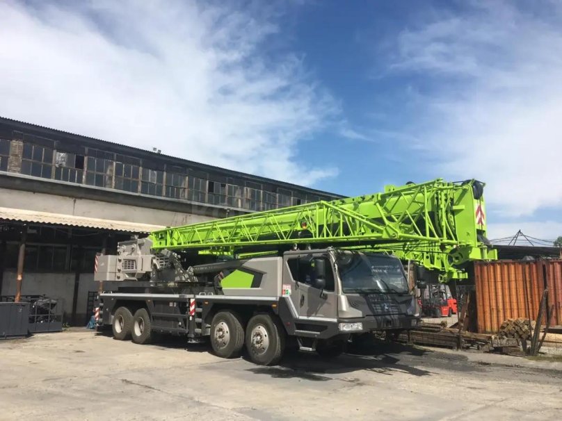 Зумлион кран 80 тонн