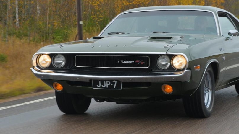 Додж Челленджер 1975