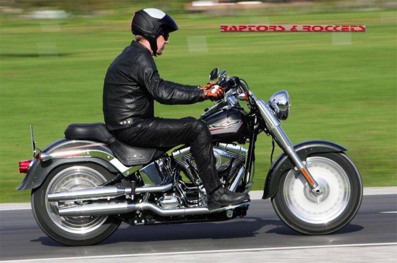 Мотоцикл Harley Davidson FLSTF ( fat boy )