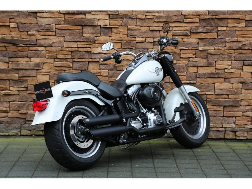 Харли Девидсон феэт бой