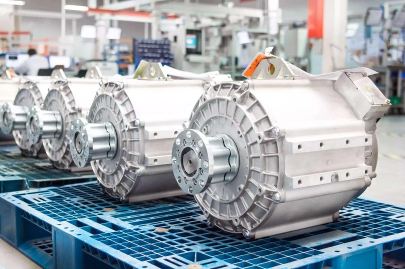 Электрический двигатель