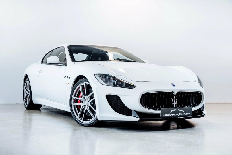 Maserati gt 2010