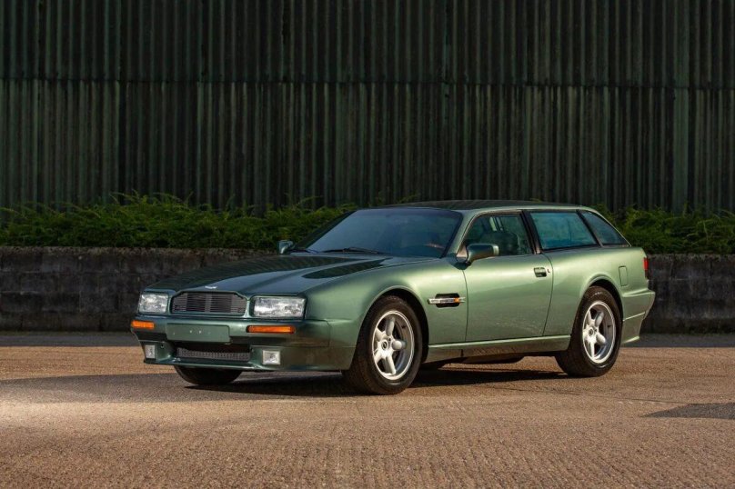 Aston Martin Virage