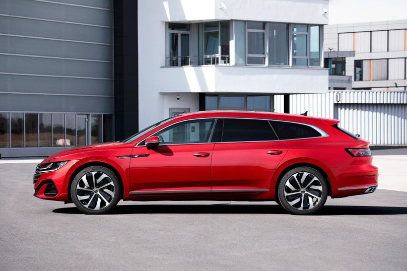 VW Arteon shooting Brake r line