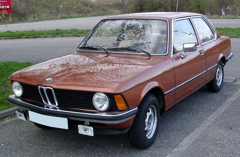 BMW 318 e21
