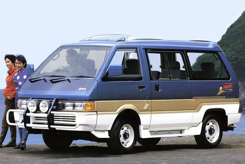 Nissan Vanette largo
