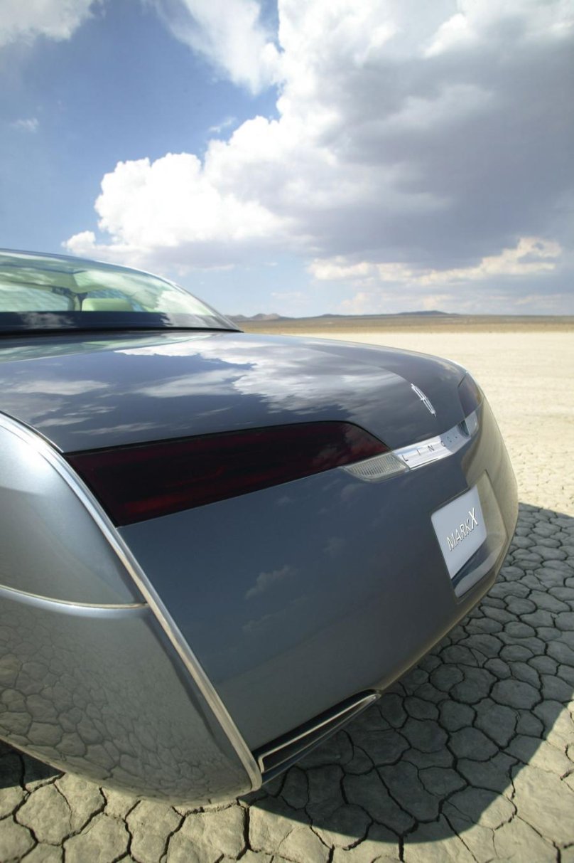 Lincoln Mark 10 Concept