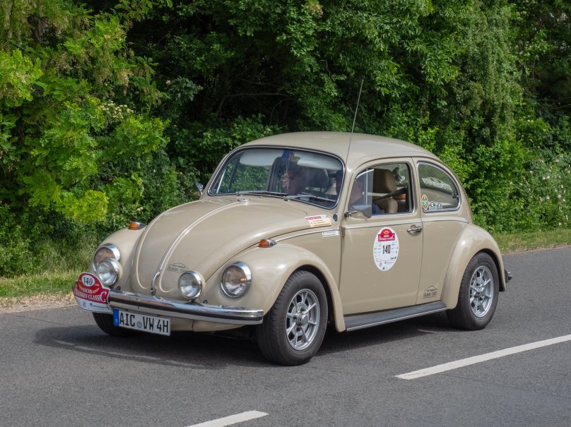 Фольксваген Кафер