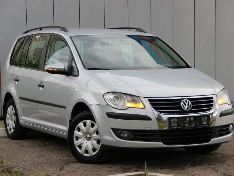 Фольксваген Touran 2010