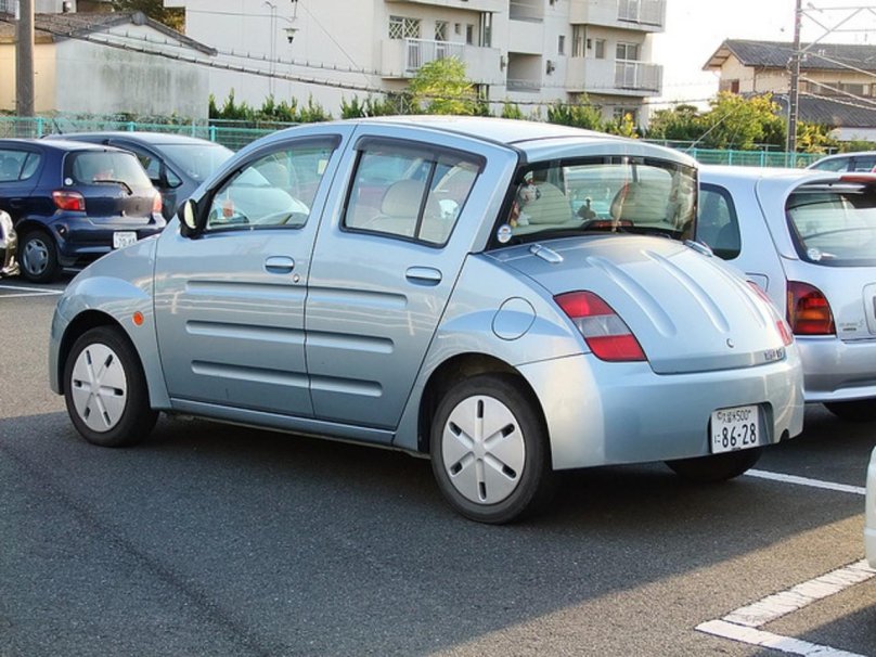 Тойота вилл ви 2000