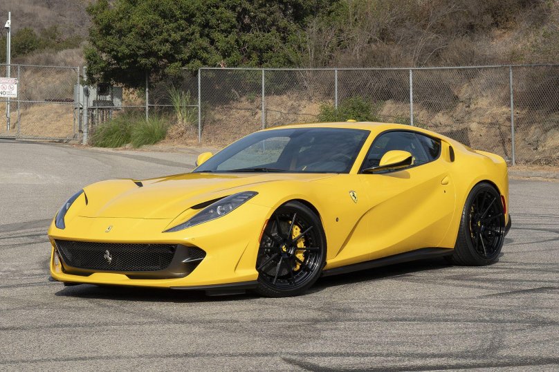 Ferrari 812 Superfast