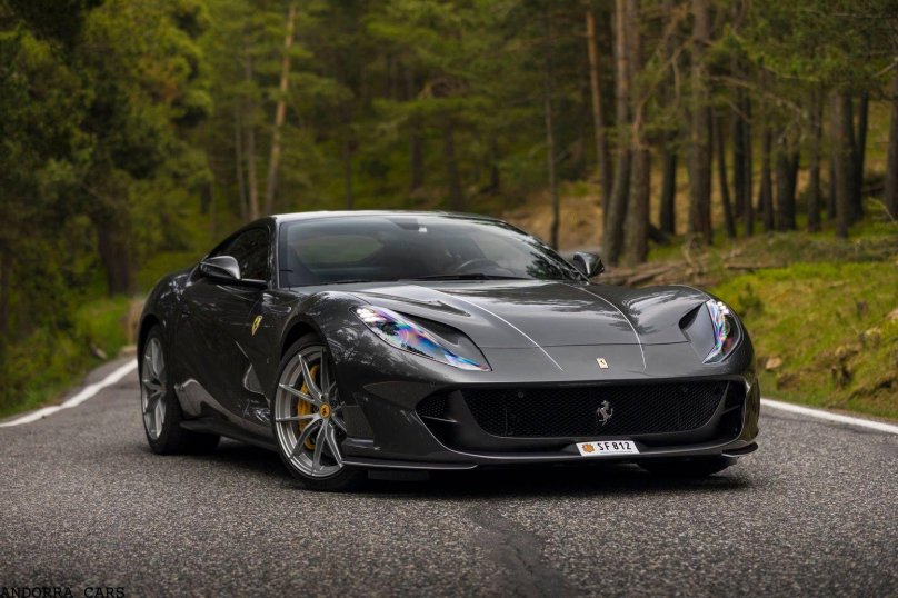 Ferrari 812 Superfast Black