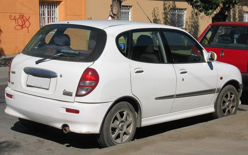 Daihatsu Sirion 1.3