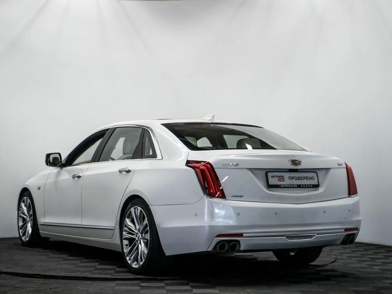 Кадиллак ct6