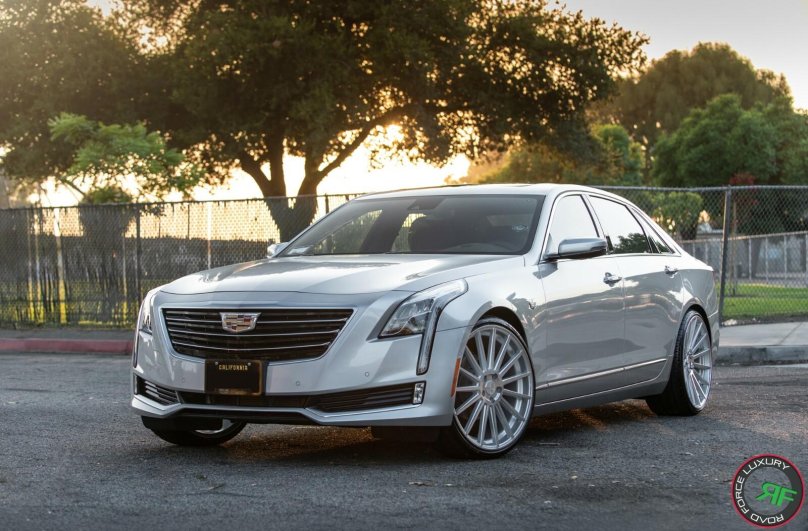 Cadillac ct6 белый