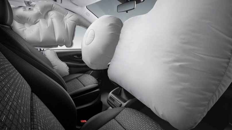 Подушки безопасности у Мерседес Бенц