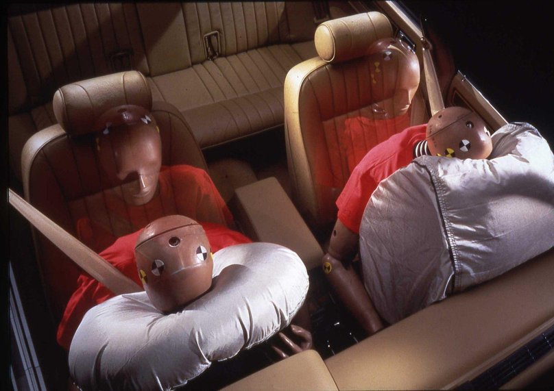 Подушка безопасности авто