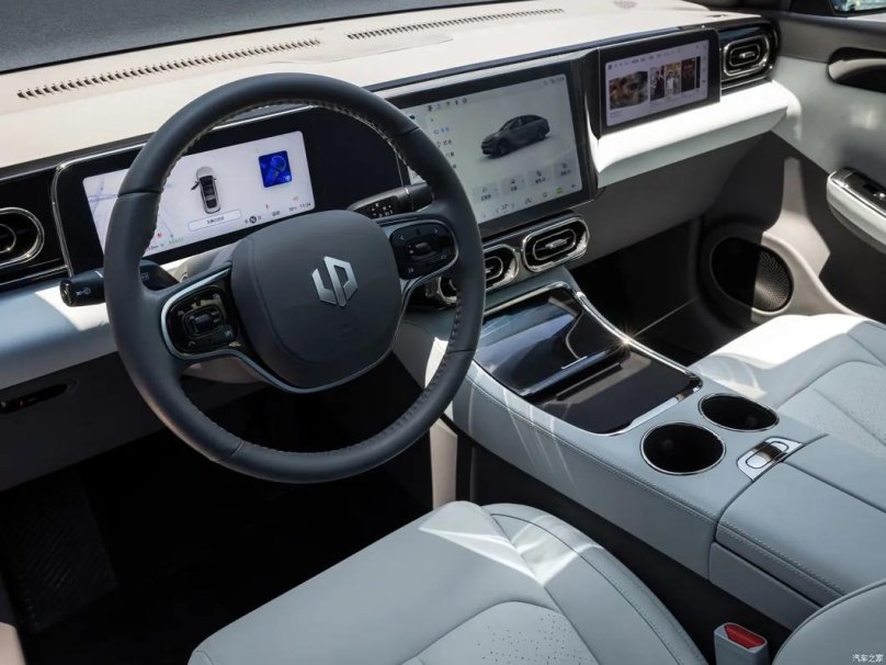 Китайский электрокар