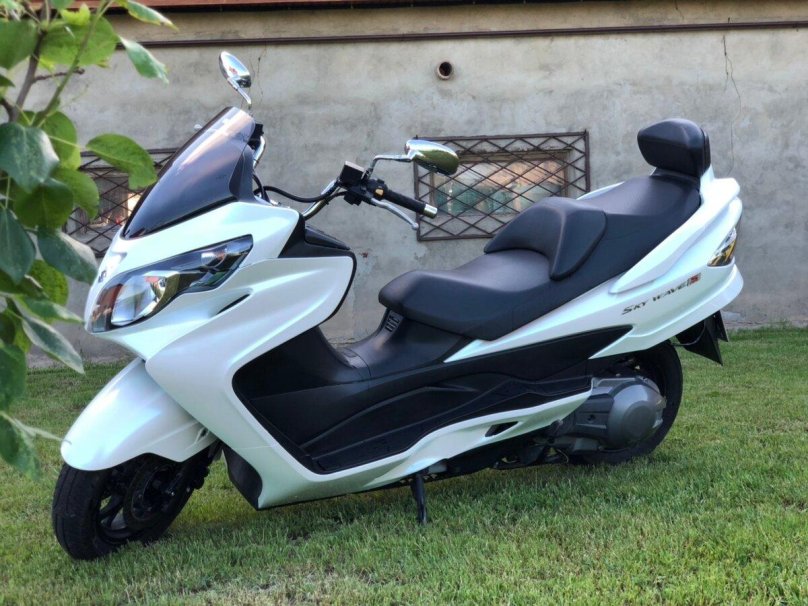 Suzuki Burgman (Skywave) 400