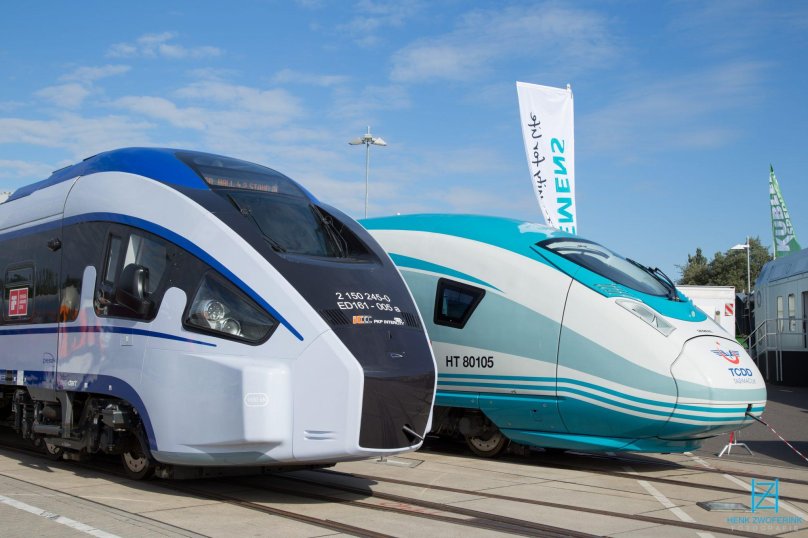 Электропоезд Siemens Velaro