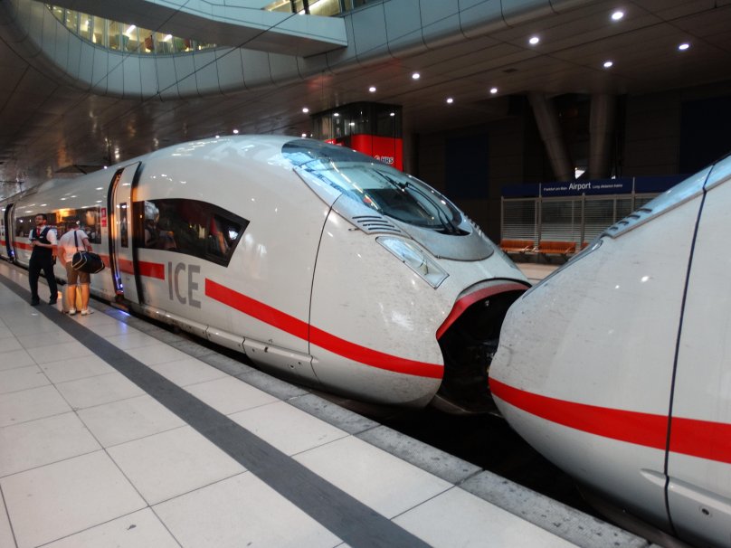 Электропоезд Siemens Velaro