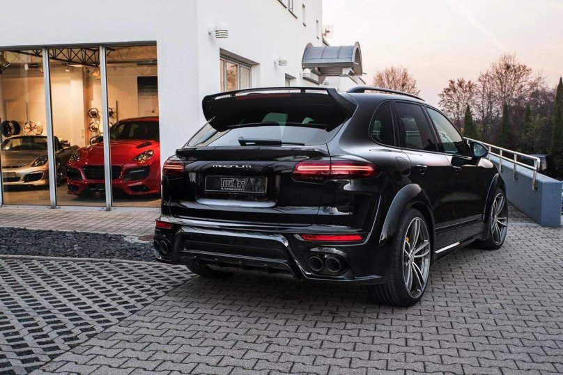 Porsche Cayenne Magnum