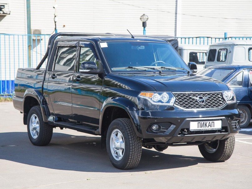 УАЗ пикап 2017