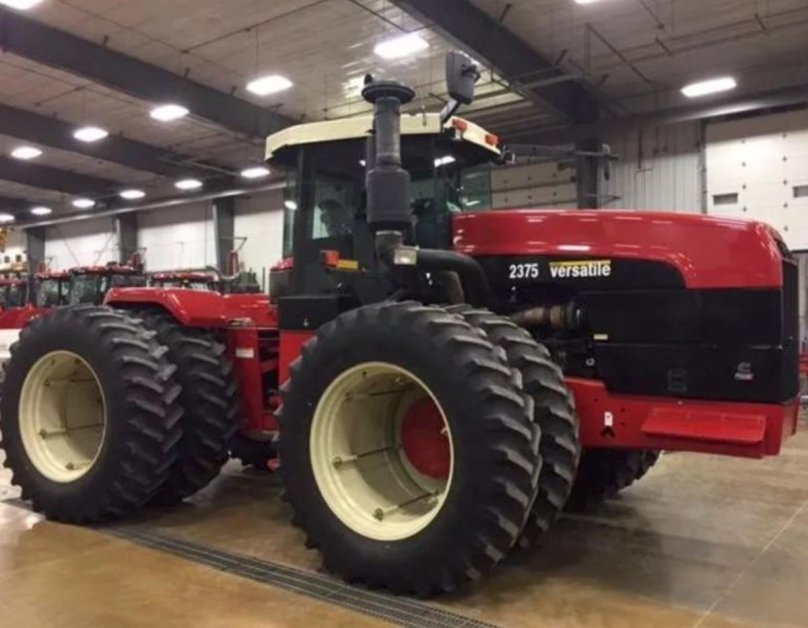 Трактор Buhler versatile 2375