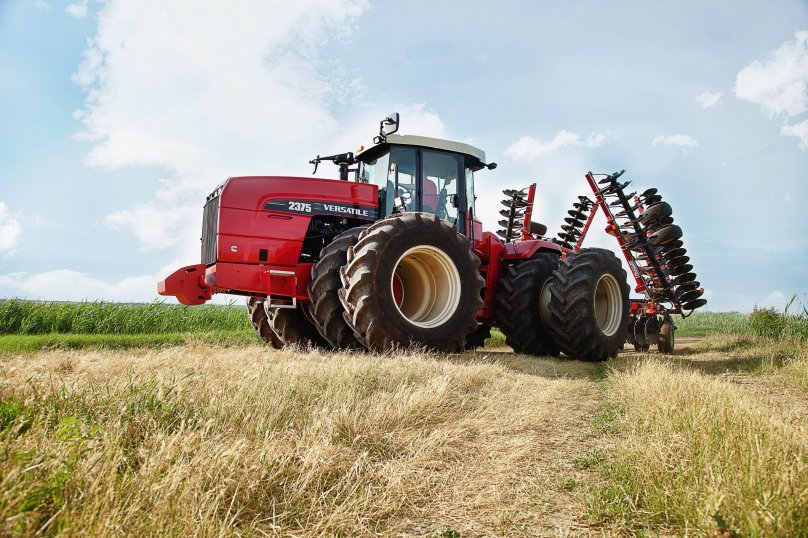 Трактор Бюллер 2375