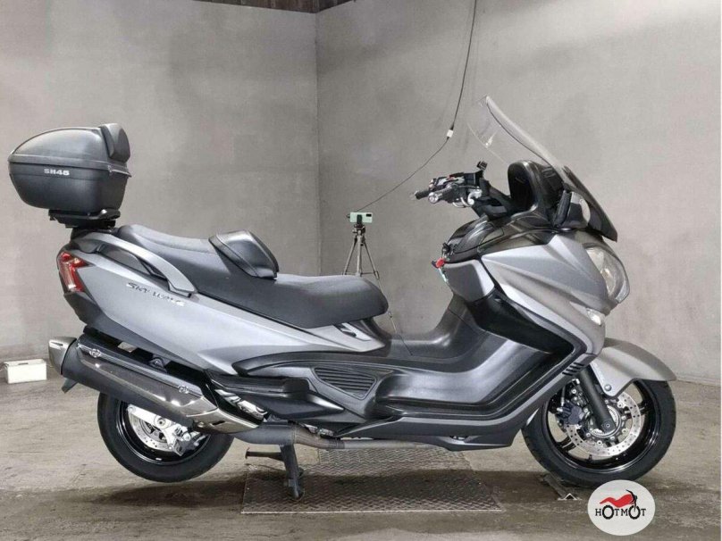 Suzuki Skywave 650 LX