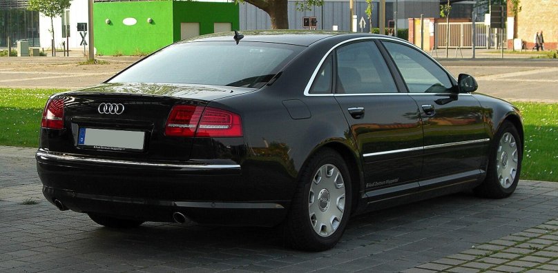 Audi a8 d3 w12