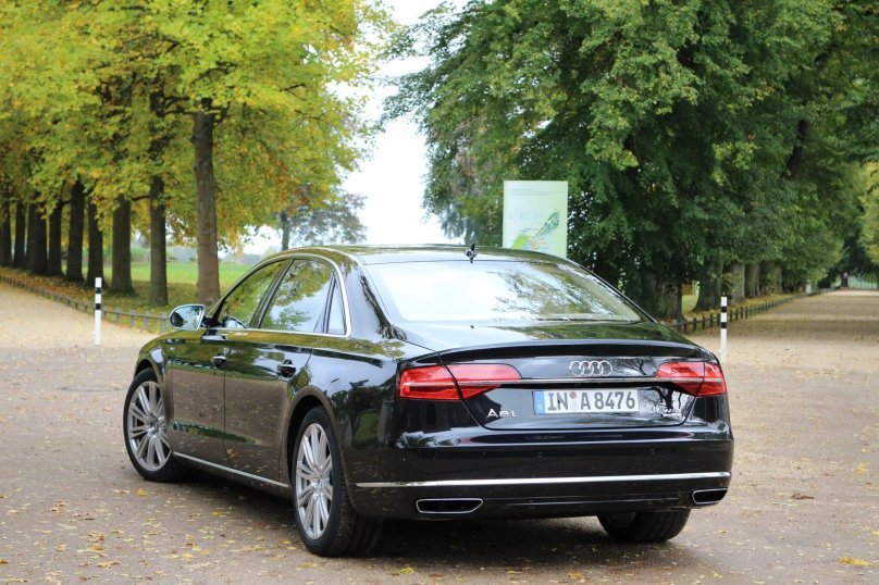 Audi a8 w12 2013