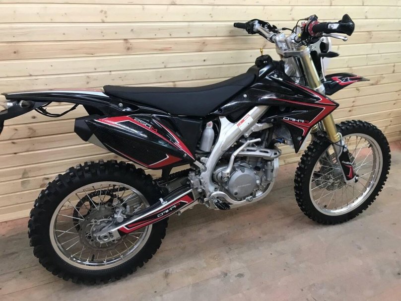 Балтмоторс Дакар 250