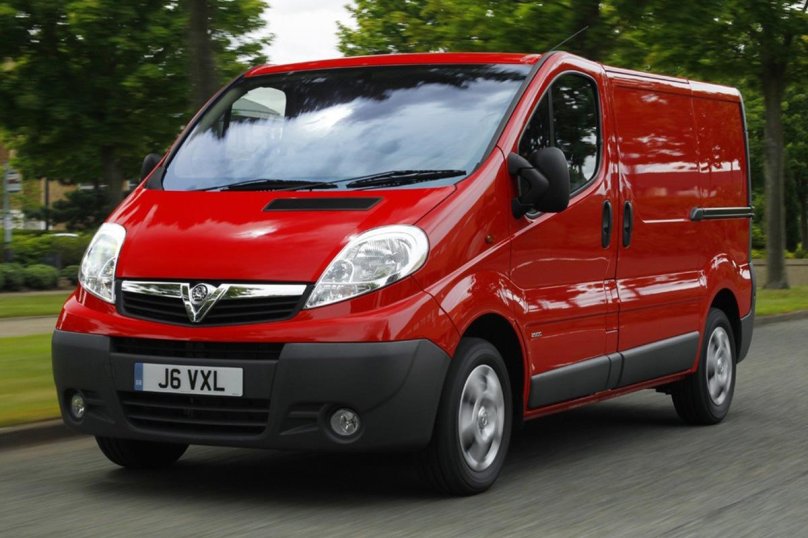 Опель Виваро Лонг