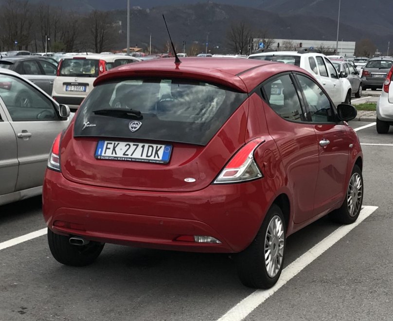 Лянча Ипсилон 2021