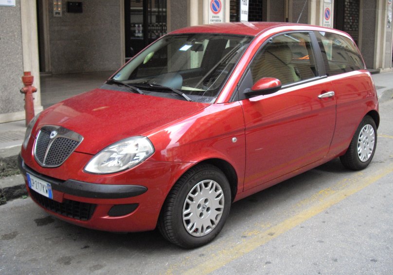 Лянча Юпсилон 2004