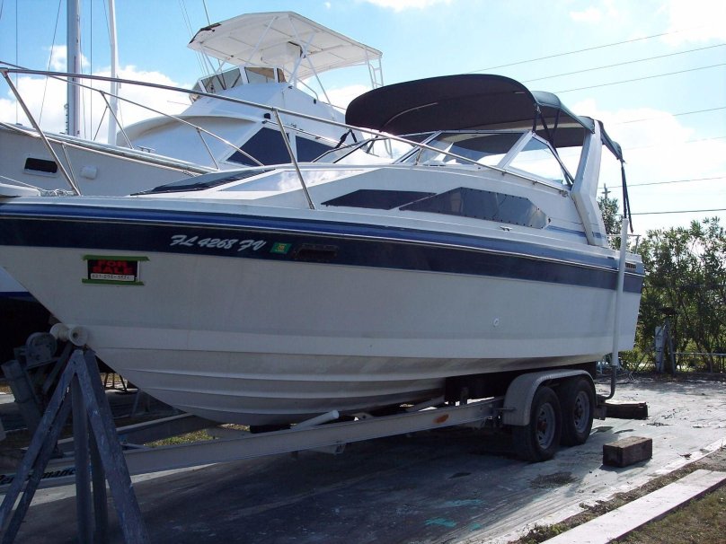Bayliner 2550