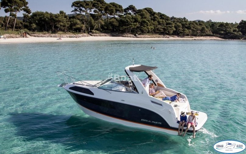 Bayliner 2355