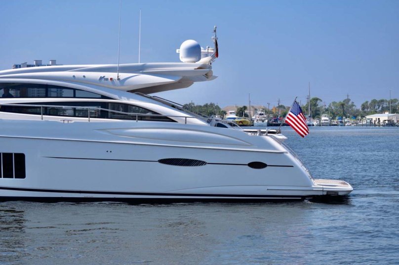 Manhattan 72 яхта