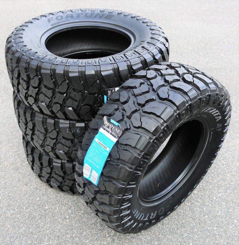 Автомобильная шина Fortune FSR-302 215/75 r15 100t летняя