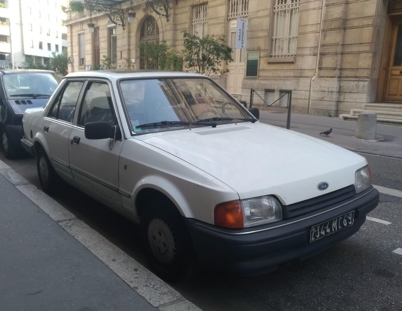 Ford Orion Ghia