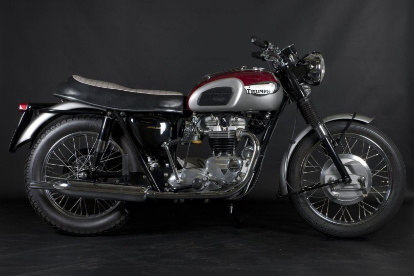 Английский мотоцикл Триумф Бонневиль