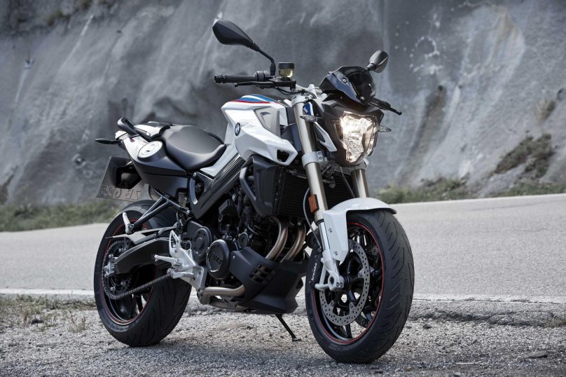 Мотоцикл БМВ 800r