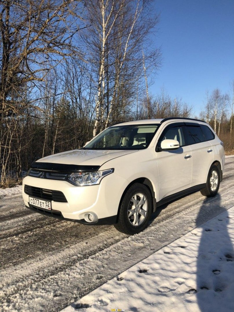 Mitsubishi Outlander 2013