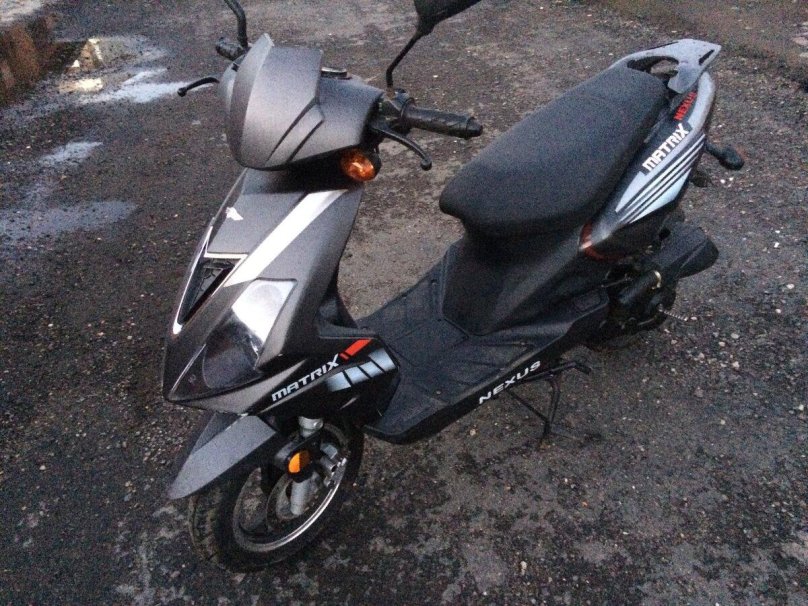 Скутер Матрикс 50