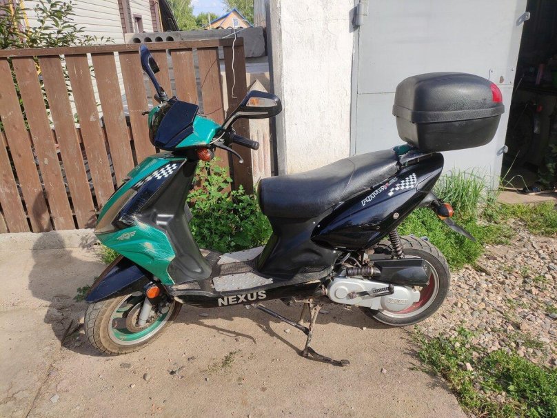 Скутер Матрикс 50