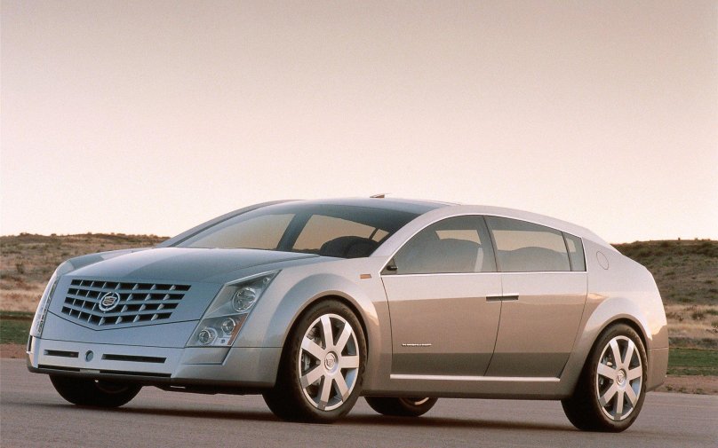 Кадиллак седан 2000