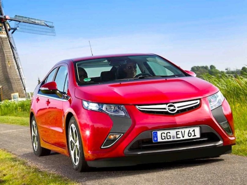 Opel Ampera 2011