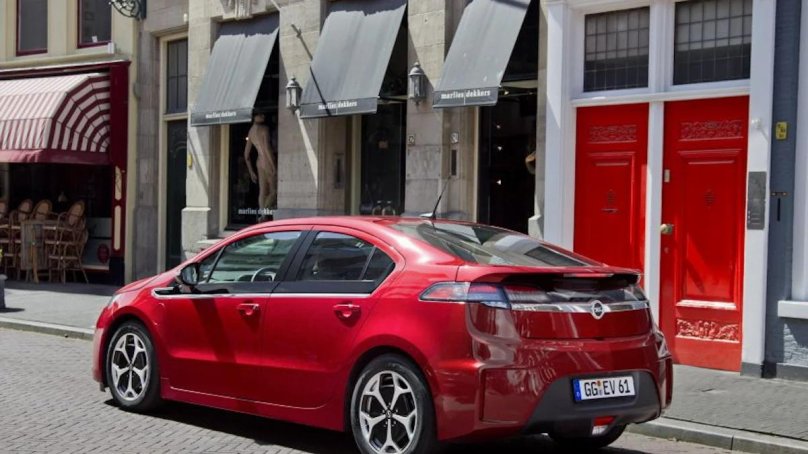 Opel Ampera 2012